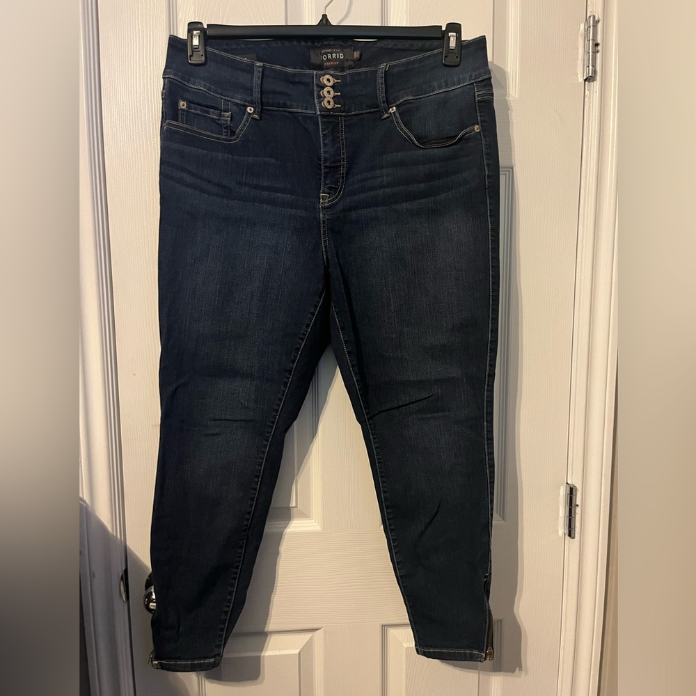 Like New Torrid Women's Dark Blue Jeggings